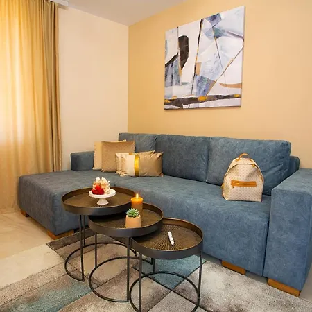 Kleptuzaparts Apartament *