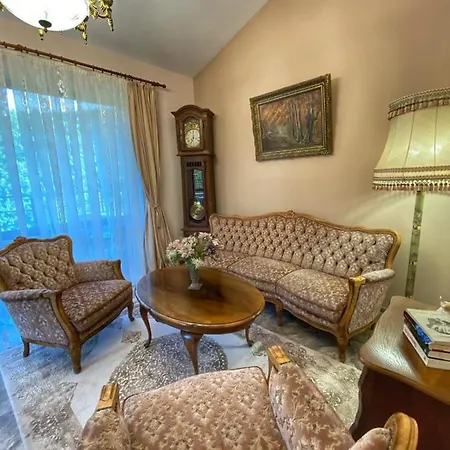 شقة Kleptuzaparts فيلينغراد