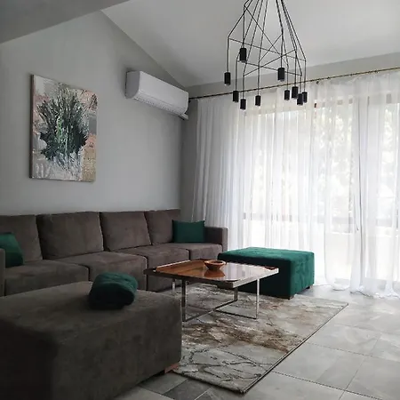 Kleptuzaparts Apartamento Velingrado